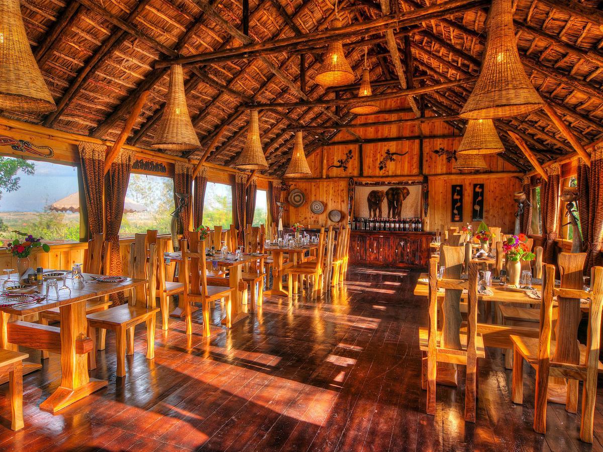 Rhino Watch Safarilodge Mweiga Exterior photo