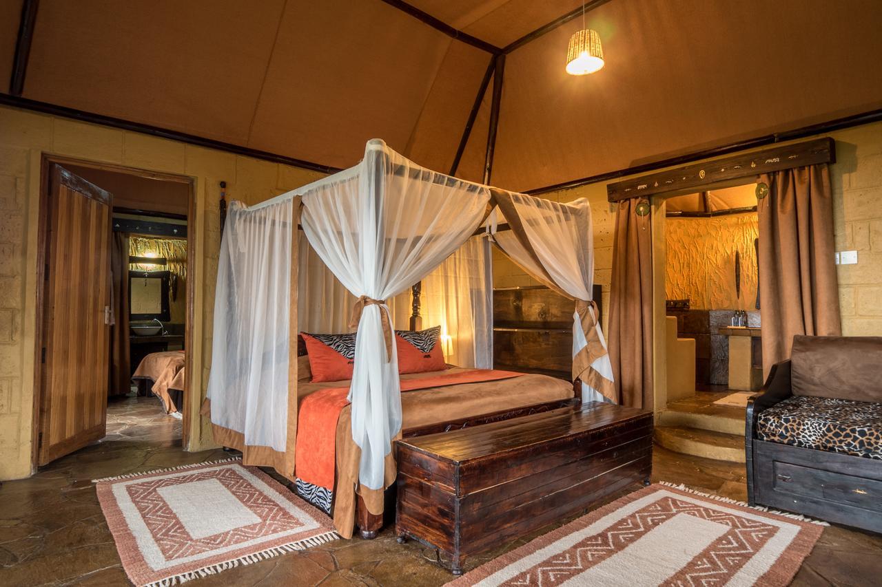 Rhino Watch Safarilodge Mweiga Exterior photo