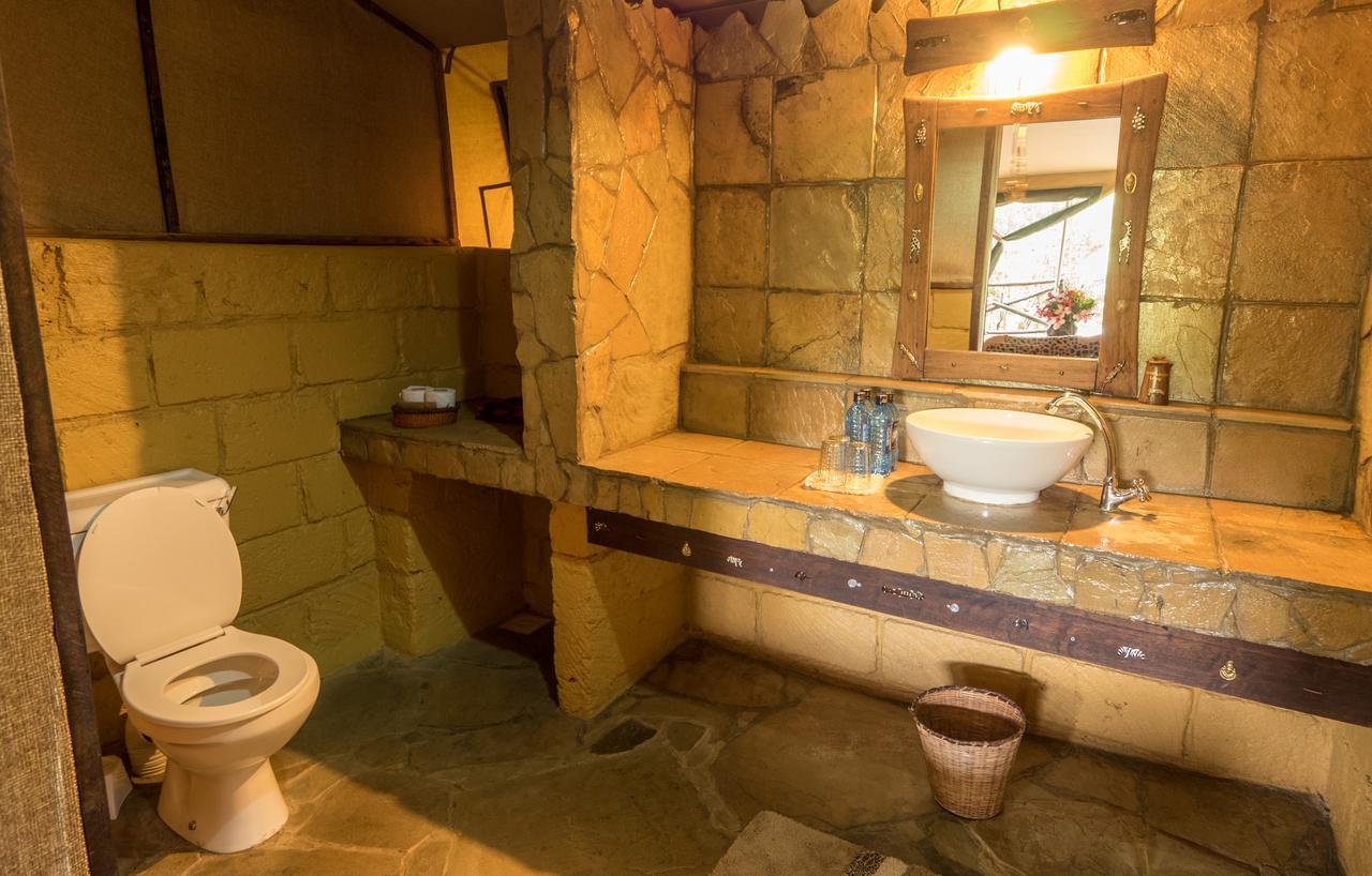 Rhino Watch Safarilodge Mweiga Exterior photo