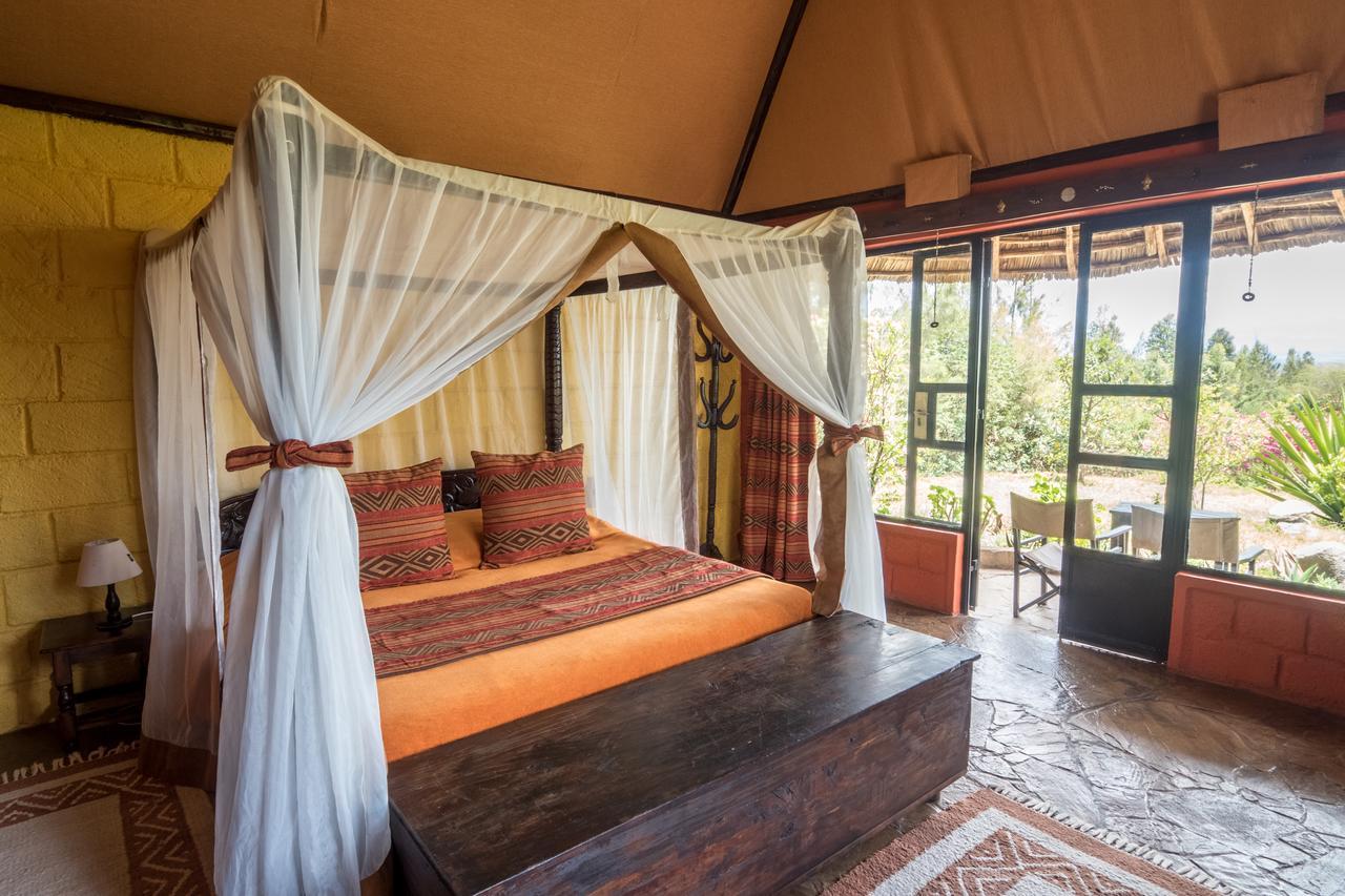 Rhino Watch Safarilodge Mweiga Exterior photo
